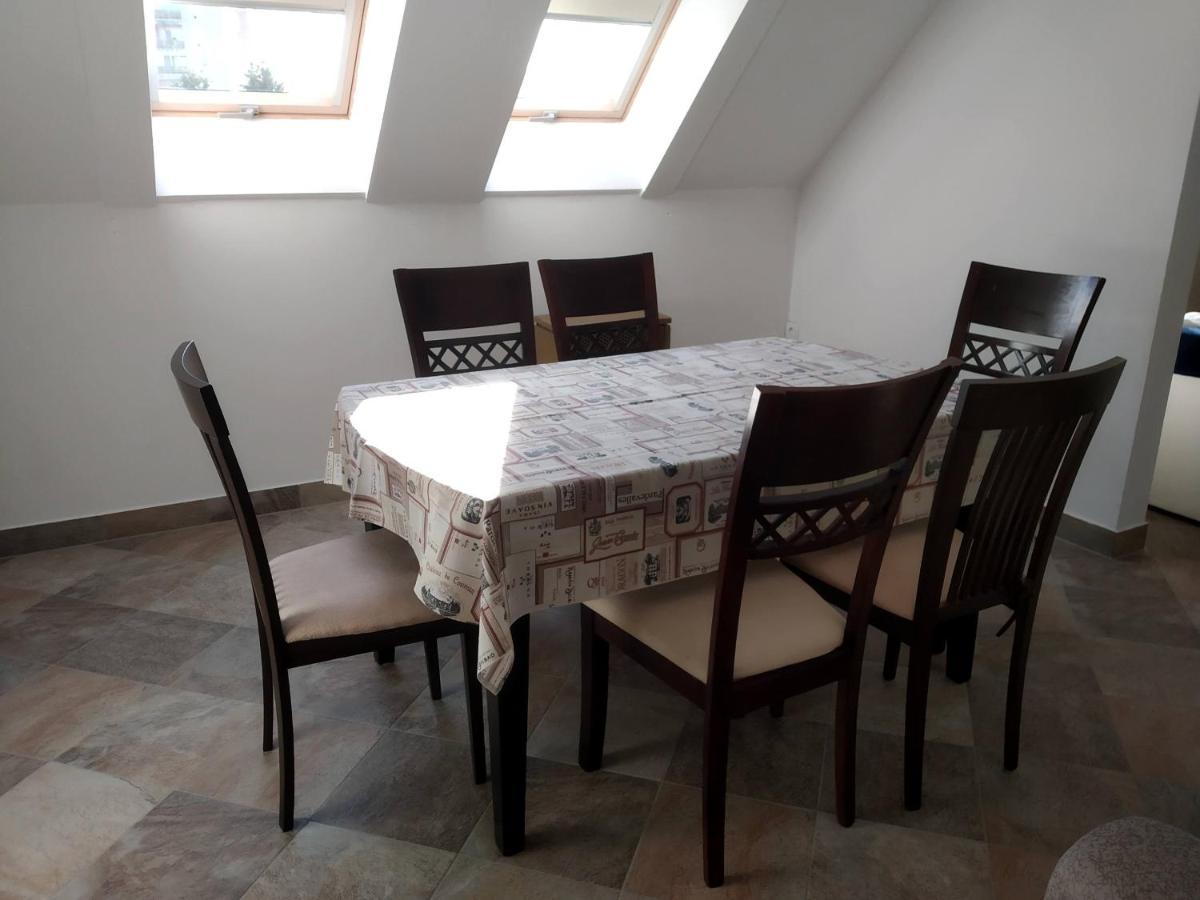 Timar Apartman Eger Eksteriør bilde